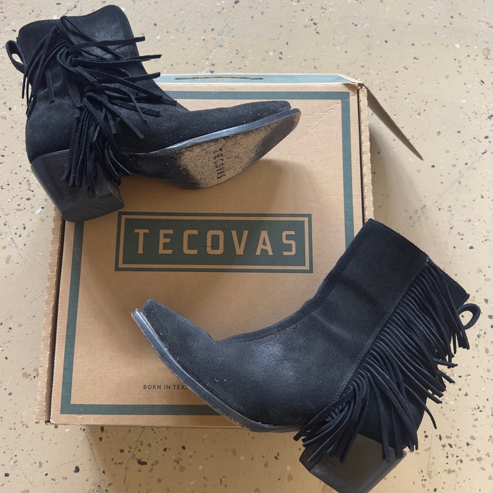 Tecovas Black Suede Fringe Ankle Boots with Side Zip 8.5B - Picture 5 of 6